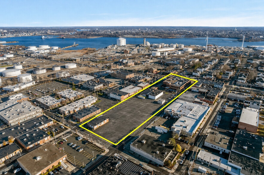 More Photos Of 735 Allens Ave, Providence Manufacturing For Lease