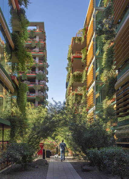 More Photos Of 6895 E Camelback Rd, Scottsdale Apartments For Lease