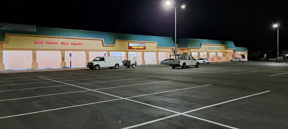 More Photos Of 631-737 W Hobsonway Blvd, Blythe Unknown For Lease