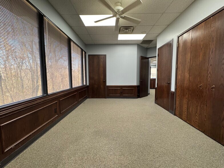 More Photos Of 6220 W Virginia Pky, McKinney Medical For Lease