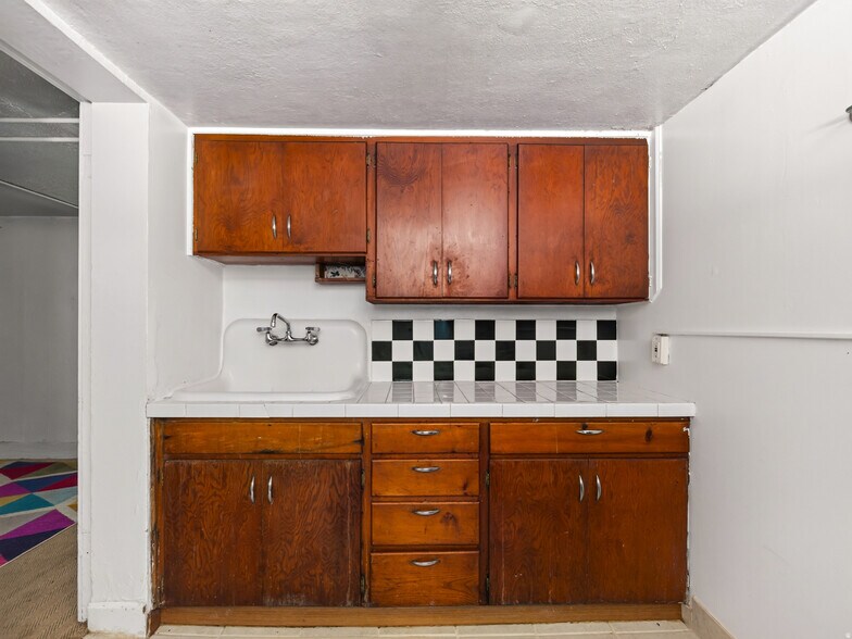 More Photos Of 457 E 100 S, Provo Apartments For Sale