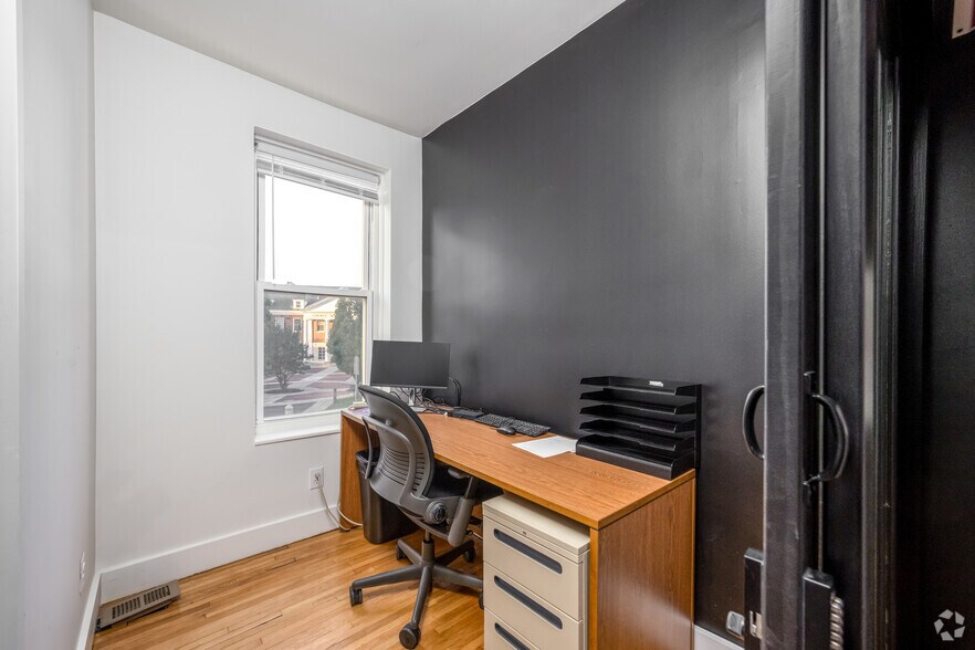 More Photos Of 4328 Farragut St, Hyattsville Loft Creative Space For Sale