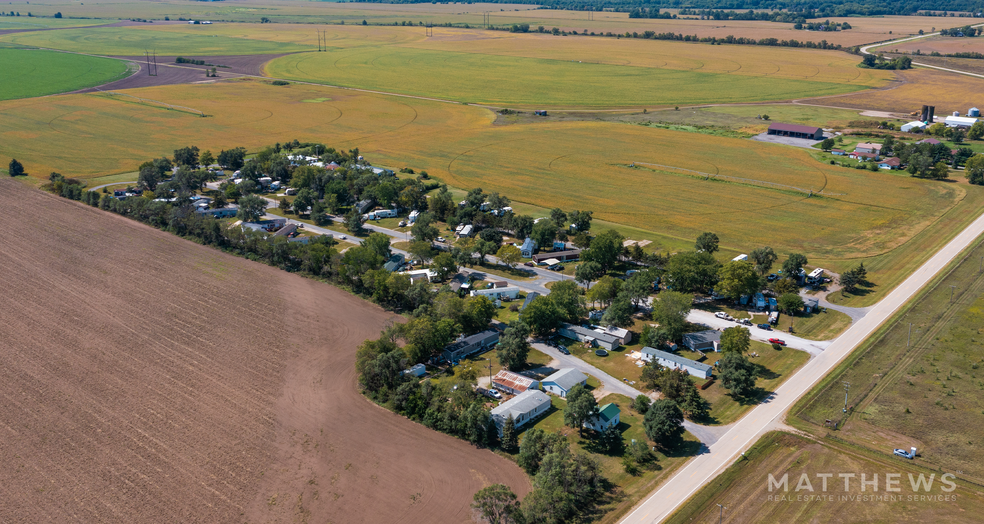 Primary Photo Of 10325 County Road G44X, Muscatine Manufactured Housing Mobile Home Park For Sale