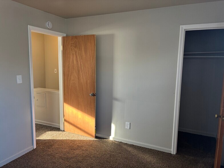 More Photos Of 20801 Plymouth Rd, Detroit Apartments For Sale