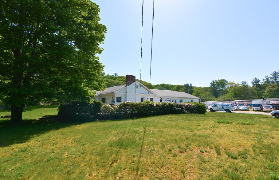 More Photos Of 152 Milford St, Upton Loft Creative Space For Sale