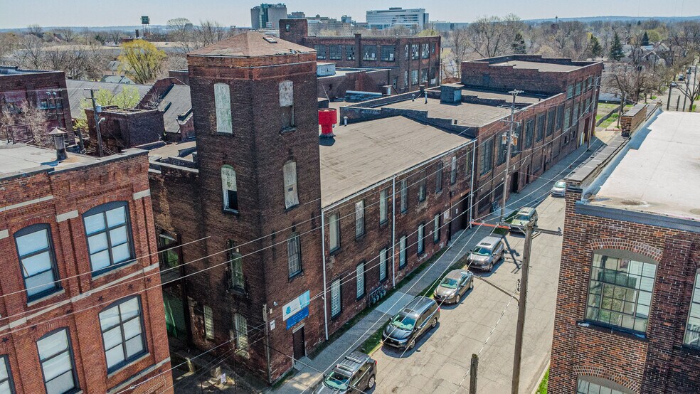 More Photos Of 3155 W 33rd St, Cleveland Warehouse For Sale