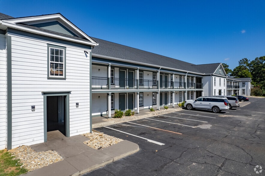 More Photos Of 8929 Old Number Six Hwy, Santee Hotel For Sale