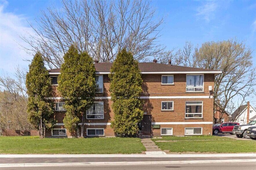 Primary Photo Of 269 Goulais Av, Sault Ste. Marie Apartments For Sale