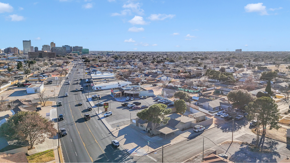 More Photos Of 1509 N Big Spring St, Midland Loft Creative Space For Sale