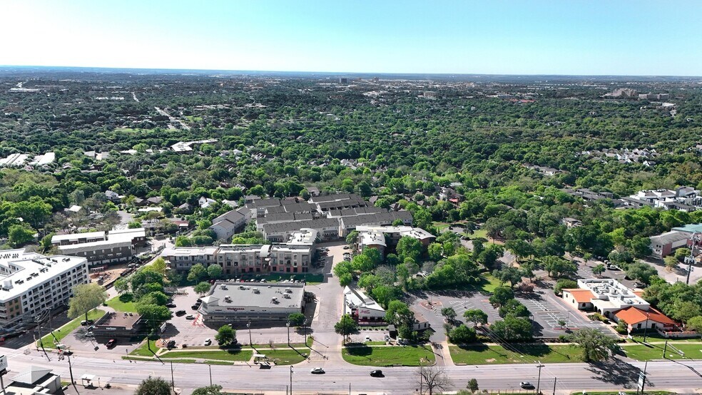 More Photos Of 2525 S Lamar Blvd, Austin Office For Sale