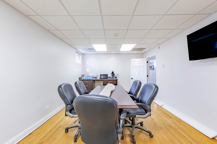 More Photos Of 13039 S Division St, Blue Island Manufacturing For Sale