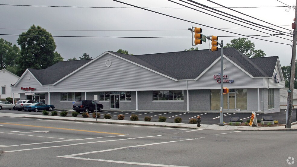 Primary Photo Of 468 Smithfield Rd, Providence Freestanding For Lease