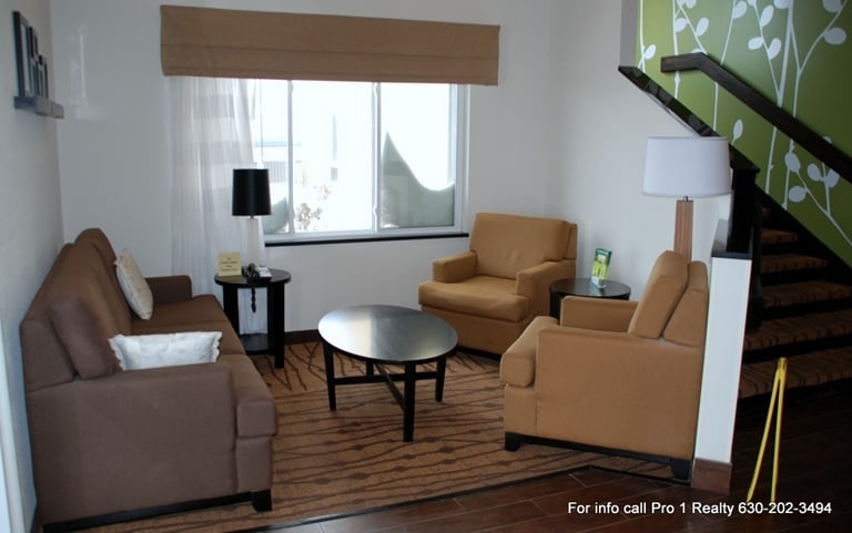 More Photos Of 3920 Hospitality Ln, Decatur Hotel For Sale