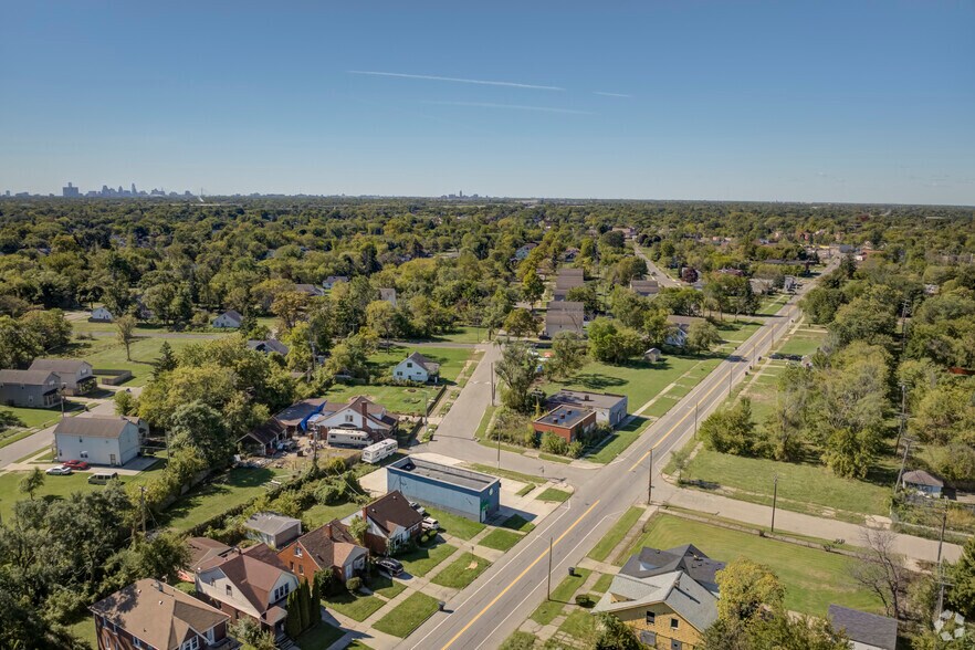 More Photos Of 14108 Houston Whittier St, Detroit Freestanding For Sale