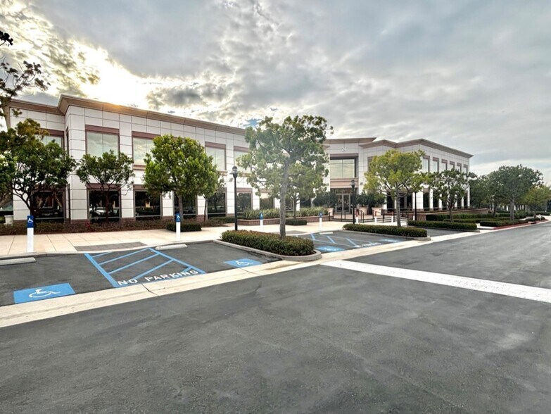 More Photos Of 24 Corporate Plaza Dr, Newport Beach Loft Creative Space For Lease