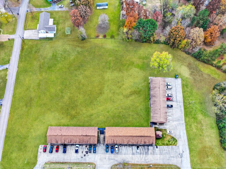 452 Ashe Ave, New Johnsonville, TN 37134 Apartments For Sale