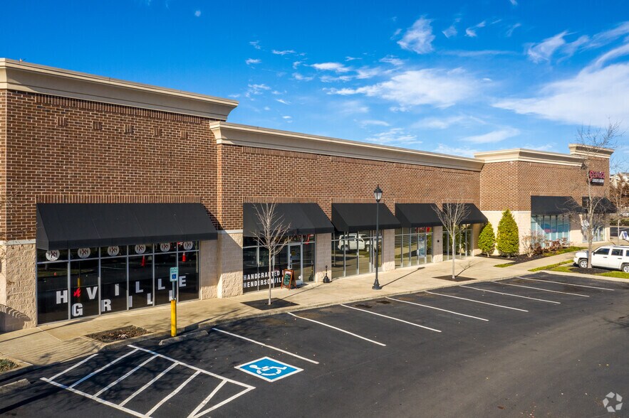 More Photos Of 1050 Glenbrook Way, Hendersonville Storefront For Lease