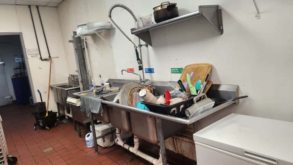 More Photos Of 23255 Kingsland Blvd, Katy Restaurant For Lease