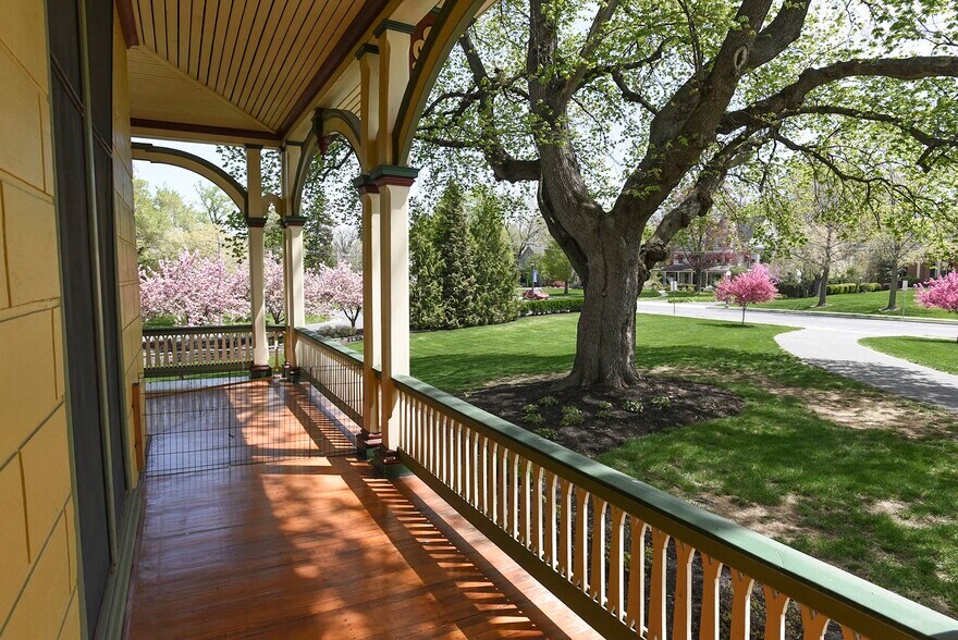 More Photos Of 827 Philadelphia Ave, Chambersburg Specialty For Sale