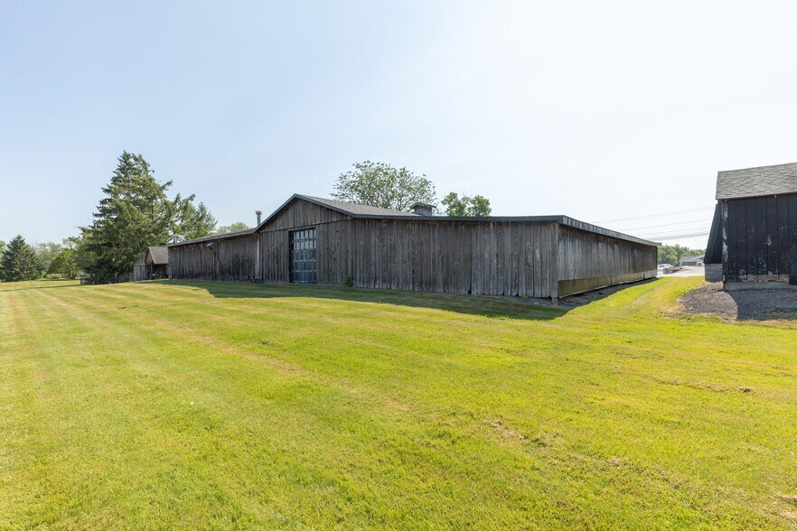 More Photos Of 8662 Brewerton Rd, Cicero Industrial For Sale