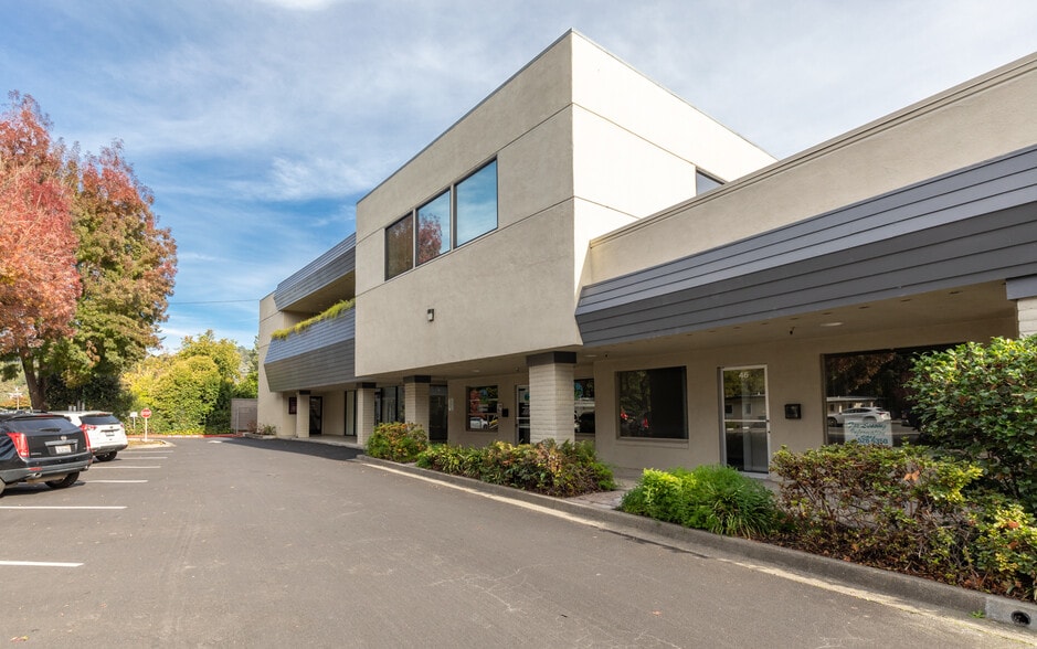 More Photos Of 4754 Old Redwood Hwy, Santa Rosa Unknown For Lease