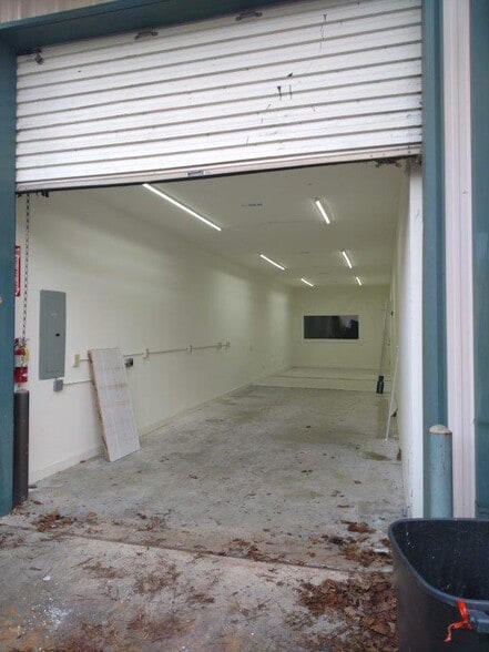 More Photos Of 2910 Cole Ct, Norcross Industrial For Sale