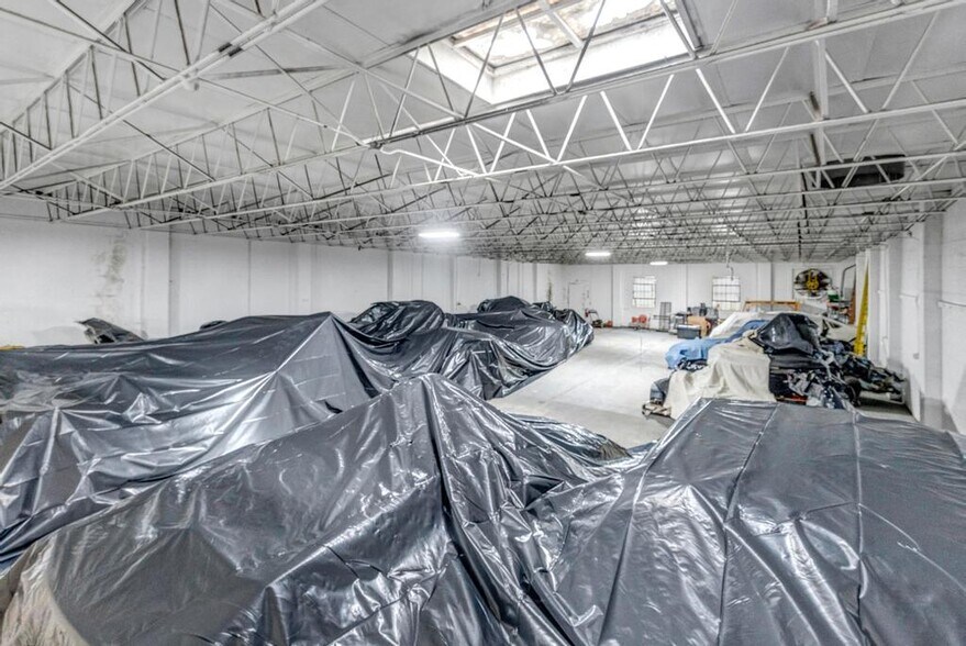 More Photos Of 931 N Liberty St, Jacksonville Warehouse For Sale