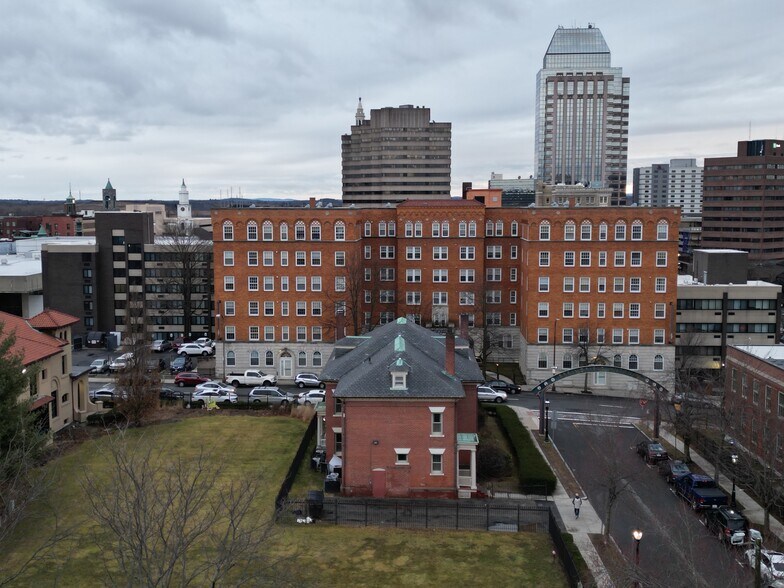 More Photos Of 73 Chestnut St, Springfield Loft Creative Space For Sale