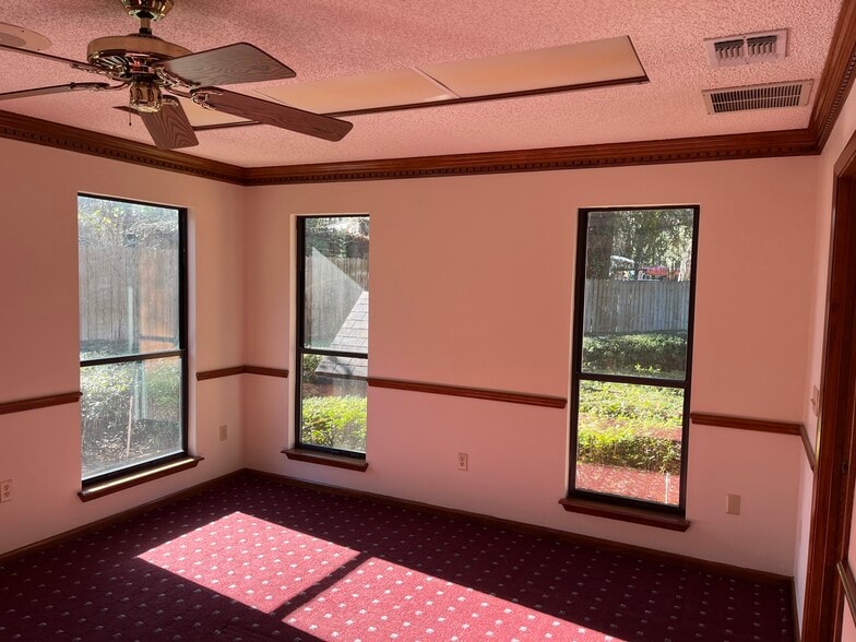 More Photos Of 2809 Blanding Blvd, Middleburg Office For Sale