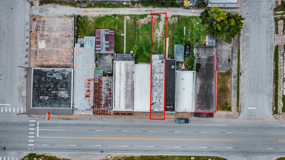 More Photos Of 4123 Highway 90, Brookshire Office For Sale