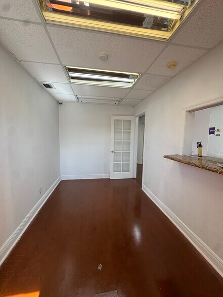 More Photos Of 2331 N State Road 7, Lauderhill Office For Sale