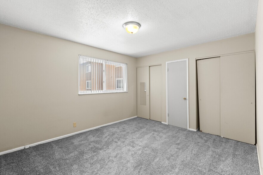 More Photos Of 7718-7744 Springdale Dr, Saint Louis Apartments For Sale