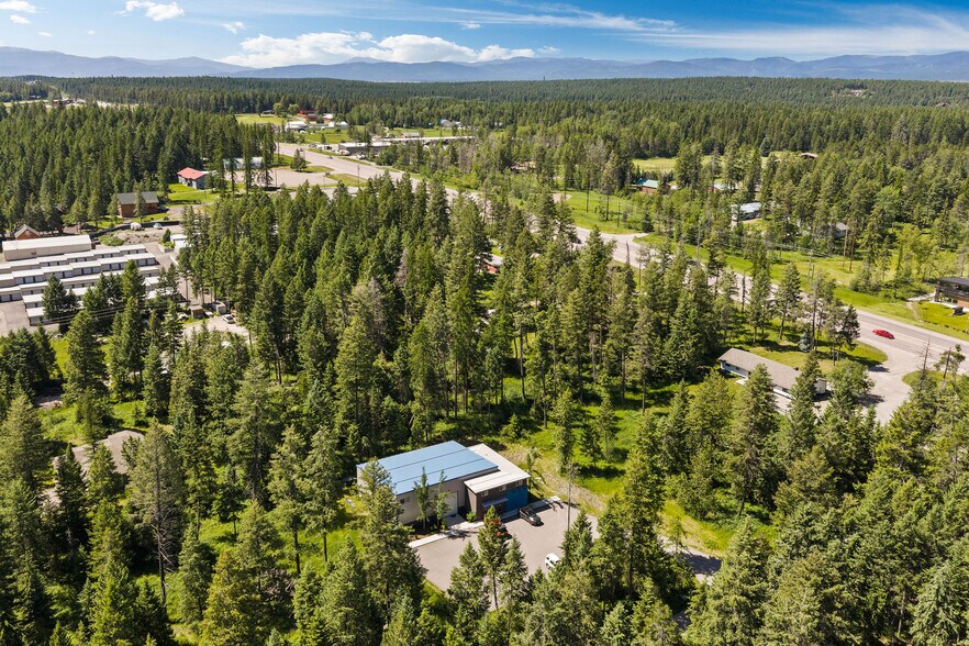 More Photos Of 112 E Blanchard Lake Rd, Whitefish Warehouse For Lease