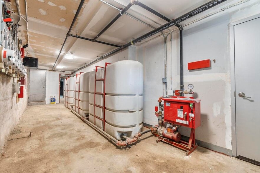 More Photos Of 288 Woodworth Ave, Yonkers Apartments For Sale