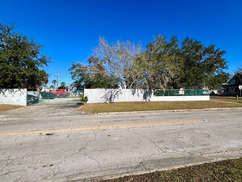 More Photos Of 120 S Laurel Ave, Sanford Land For Sale