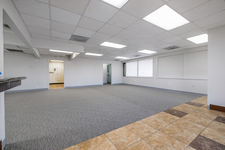 More Photos Of 1222 N Academy Blvd, Colorado Springs Auto Dealership For Sale