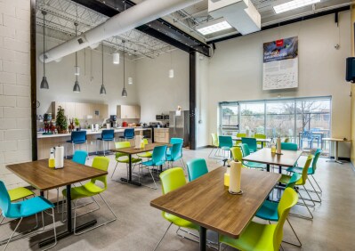 More Photos Of 8707 Chancellor Row, Dallas Manufacturing For Lease