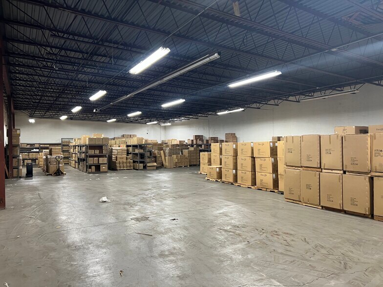 More Photos Of 1210 Sweitzer Ave, Akron Warehouse For Lease