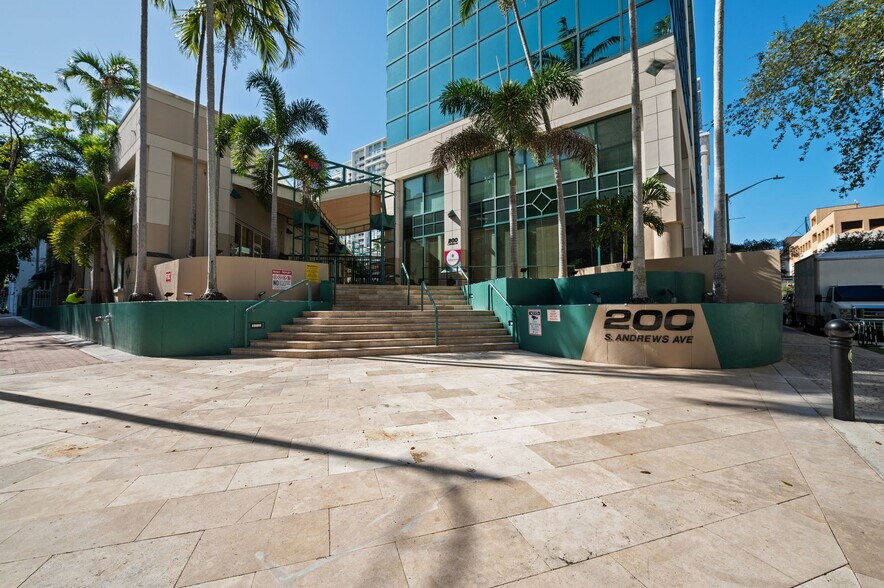 More Photos Of 200 S Andrews Ave, Fort Lauderdale Medical For Lease
