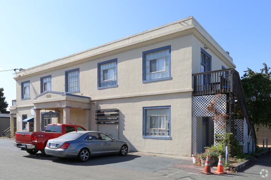 More Photos Of 960 Grant St, Benicia Office For Lease