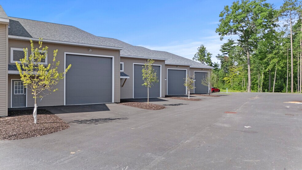 More Photos Of 12 Shenandoah Dr, Saratoga Springs Warehouse For Lease