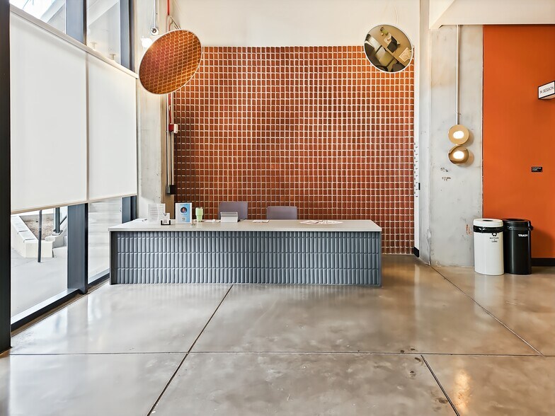 More Photos Of 200 W Monroe St, Phoenix Coworking Space