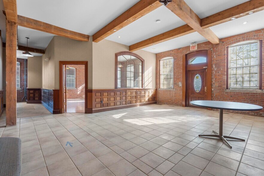 More Photos Of 495 Blake St, New Haven Office For Lease