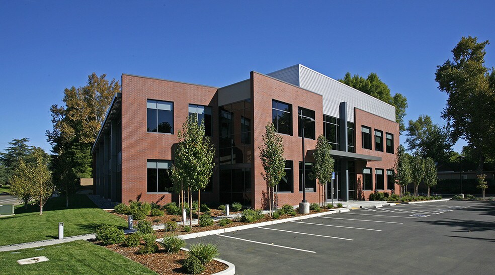 More Photos Of 333 University Ave, Sacramento Unknown For Lease