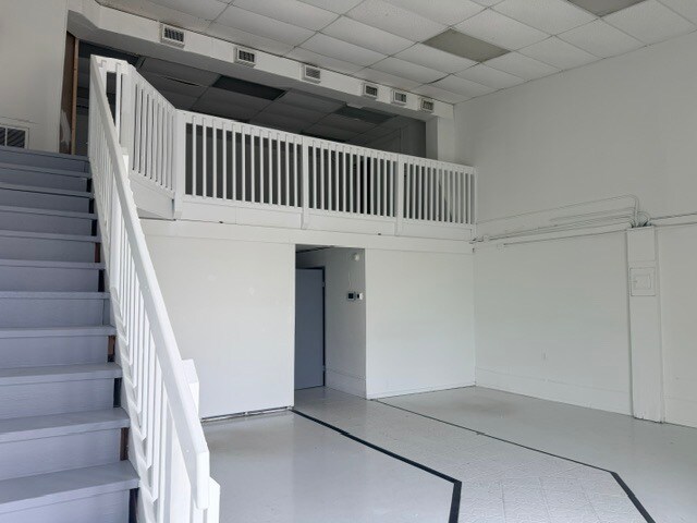 More Photos Of 1725 S Nova Rd, Daytona Beach Warehouse For Sale