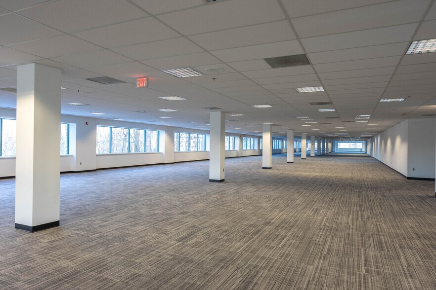 More Photos Of 19975 Victor Pky, Livonia Office For Lease