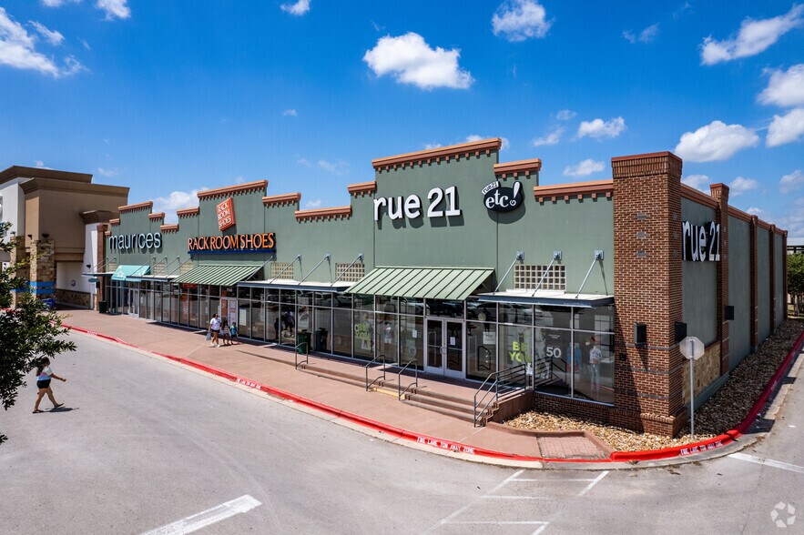 More Photos Of Hwy 71 @ FM 304, Bastrop Unknown For Lease