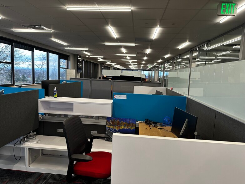 More Photos Of 2300 St George Rd, Williston Office For Lease