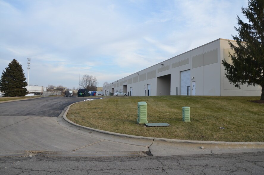 More Photos Of 150 Kendall Point Dr, Oswego Manufacturing For Lease