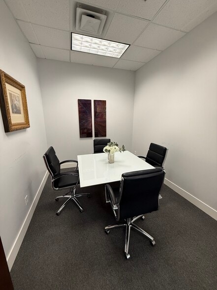 More Photos Of 14256 N Northsight Blvd, Scottsdale Medical For Lease